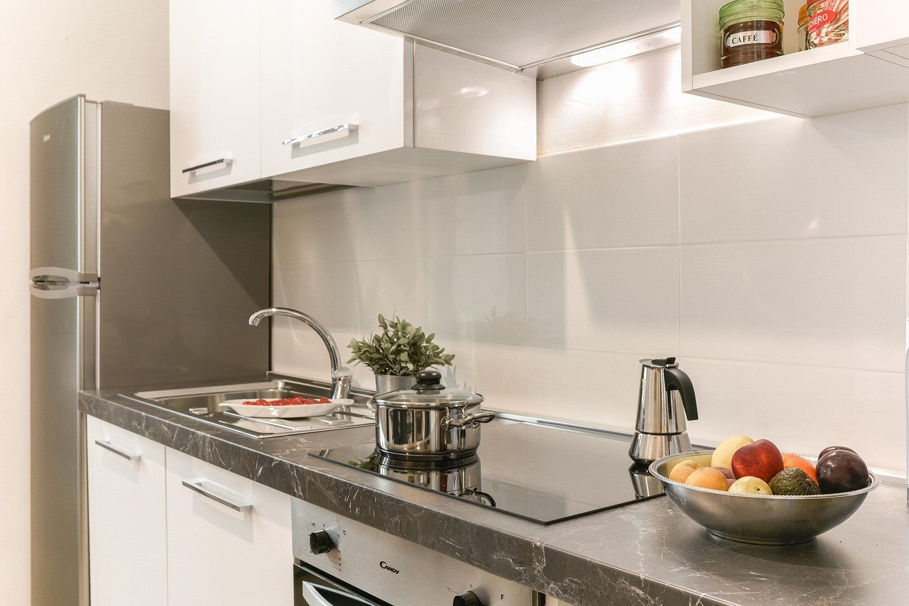 Matching Faucet Colours with Modular Kitchen Design