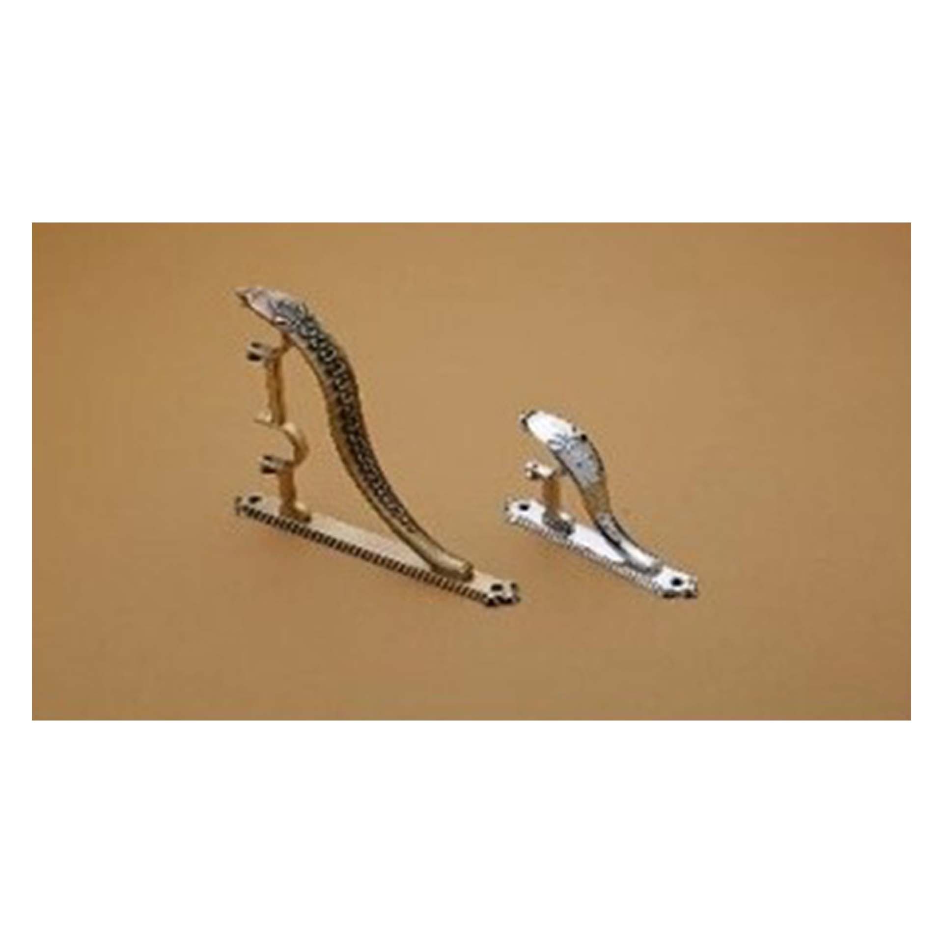 CURTAIN BRACKET