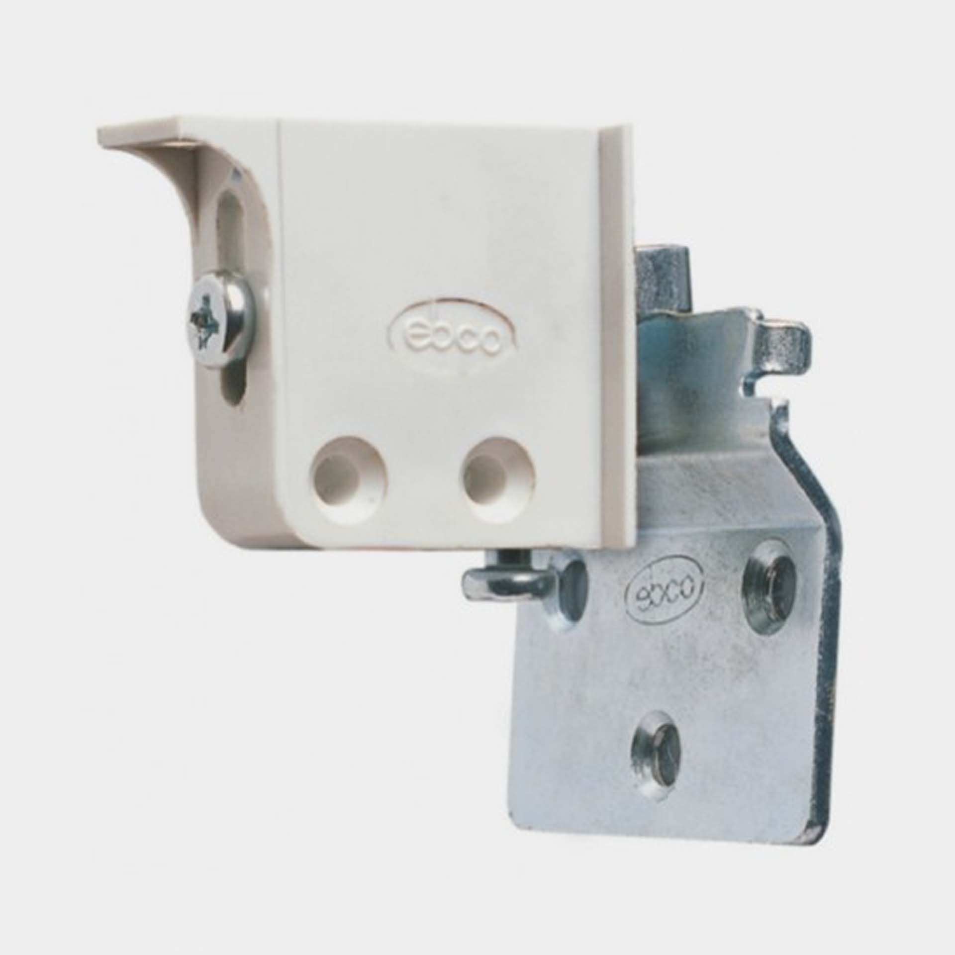 EBCO - ADJUSTABLE CORNER BRACKET