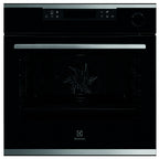 Electrolux 60cm UltimateTaste 700 built-in single oven with 72L capacity
