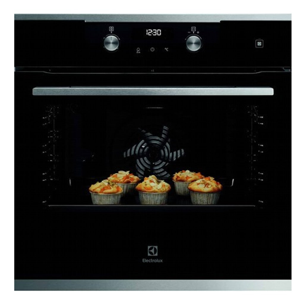 Electrolux  60cm Ultimate Taste 500 built-in single oven with 72L capacity